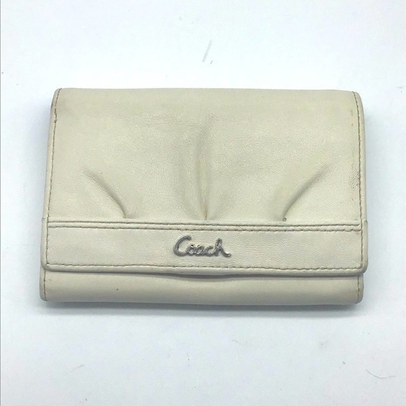 COACH off white leather wallet - Picture 1 of 16